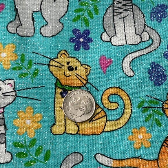 Fabric Cat Print by Laurie Campbell/Patty Reed 2017 La Di Draw 1+ Yard Glitter - Picture 3 of 11
